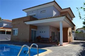 Luxury house in Spain very quiet area