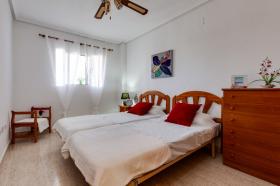Apartment in a luxury residence 200m from the beach