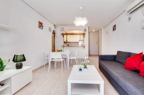 Apartment in a luxury residence 200m from the beach