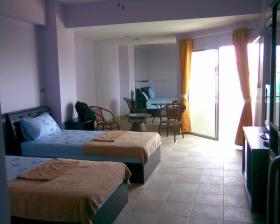 Studio for sale in Royal Beach Condotel Pattaya