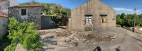 Property to renovate - excellent potential