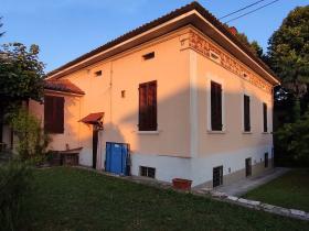 Villa located in a medieval village in Tuscany