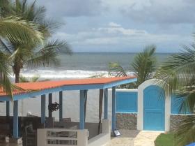 Beach luxury villa for sale - Bed & Breakfast Pacific Oceanfront