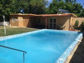 House for rent by the sea with pool - 2 bedrooms