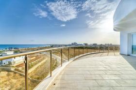 New 2-bedrooms apartment in Park Residence Long Beach