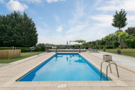 Exclusive house to sell