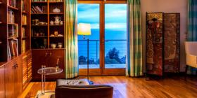 Magnificent renovated villa with panoramic views over the Bay of Cannes