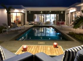 Luxury villa in Mont-Mascal in a secure residence