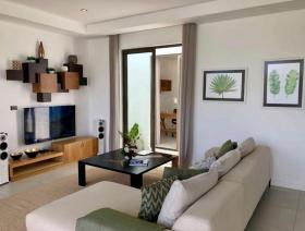 Luxury villa in Mont-Mascal in a secure residence