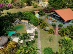 For sale hôtel B&B with restaurant in mountainous and aquatic environment