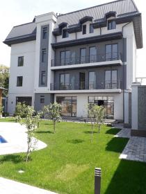 New ready-to-use 5-storey hotel