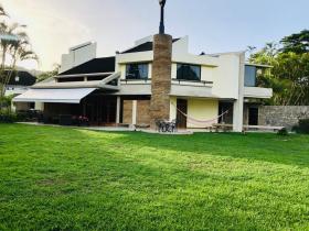 Spectacular modern house in La Lagunita, Caracas