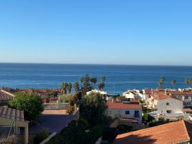 Independent house located 500 meters from the sea with great views