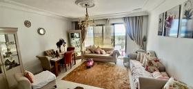 For sale apartment on the seafront