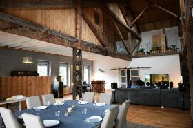 Very large atypical loft with terraces