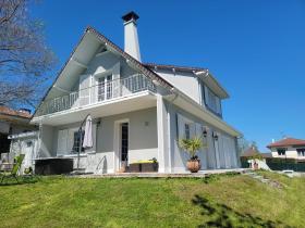 For sale very beautiful bourgeois house 1970