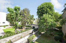 5-room apartment in 16th arrondissement of Paris for sale