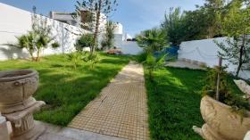 Villa well located in La Soukra