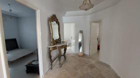 Villa well located in La Soukra