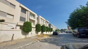 Villa well located in La Soukra