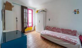 Charming 3 bedroom apartment