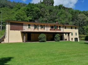 For Sale at Auction - 2 Villas on a large property with inground swimming pools