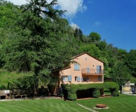 For Sale at Auction - 2 Villas on a large property with inground swimming pools