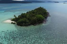 2.5 hectare private island in perfect location - ideal for boutique exclusive development