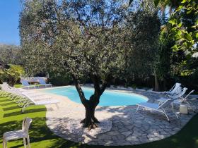 Exceptional villa 10 minutes from the Croisette