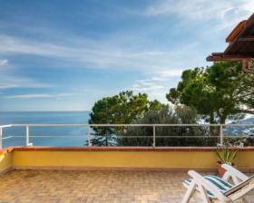 F0r sale villa with exclusive panoramic see view