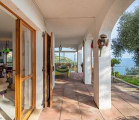 F0r sale villa with exclusive panoramic see view