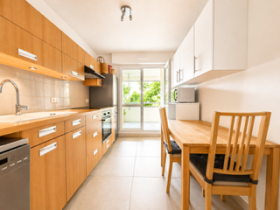 Apartment in a wooded park with secure access