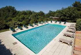 Beautiful Provencal house, 2 ha 300 - 7 bedrooms - 15 x 7m swimming pool