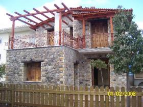 Temeni - Villa 20 m from crystal clear blue sea of the Corinthian gulf in Greece