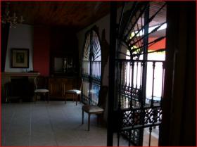 Village house with swimming pool - 300 m2