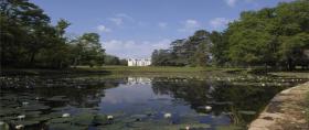 Exceptional and enchanting chateau near Bordeaux area
