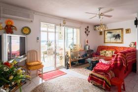 Big house with gardens in 1st line with sea view in Leucate Plage