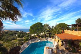 Luxury Villa with see view and pool