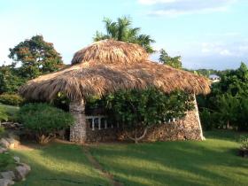 Sea view villa in El Castillo