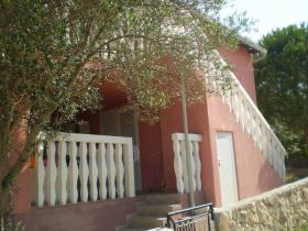 Villa consists 2 apartments on the Island of Pasman
