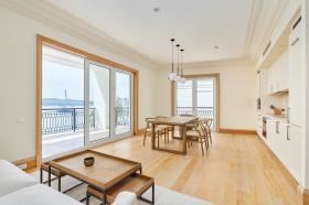 Luxury apartment in the club complex Porto Montenegro