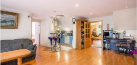 House in the center of Riga near the park, lake, river, 14 min from the sea