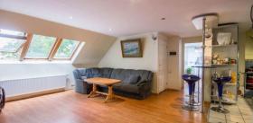 House in the center of Riga near the park, lake, river, 14 min from the sea