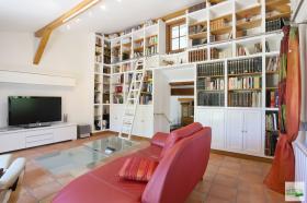 Superb watermill 277 m2, 12 rooms fully restored