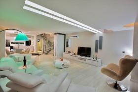 Luxury apartment for sale - duplex (3 + 1) in Alanya