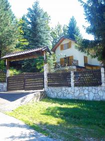 Beautiful country cottage for sale