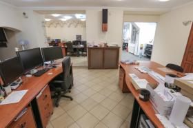 Basement Shop for sale in the center of Budapest, Lovag street