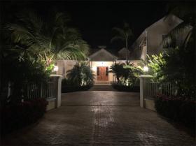 Villa Aurora, A Private Retreat in Lyford Cay, Nassau Bahamas