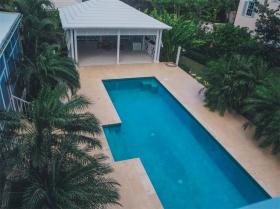 Villa Aurora, A Private Retreat in Lyford Cay, Nassau Bahamas