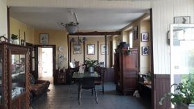 Rural property 80 km from Paris on a plot of 4.7 ha